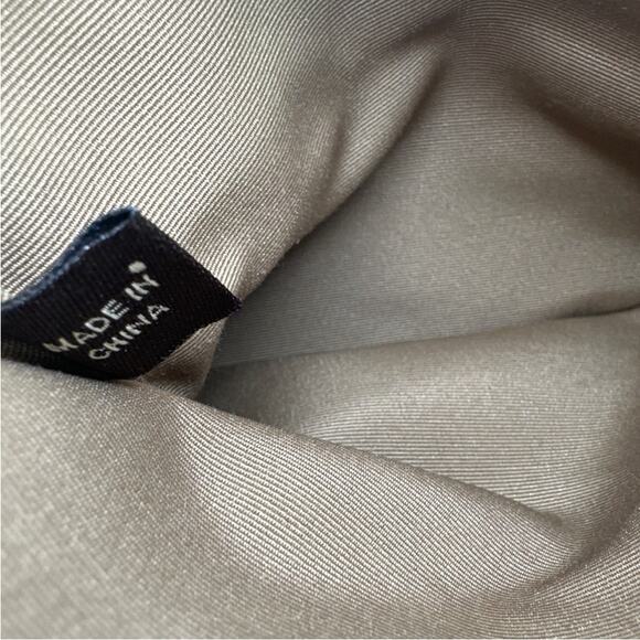 COACH Beige and Cream Canvas Signature Crossbody - Picture 7 of 9